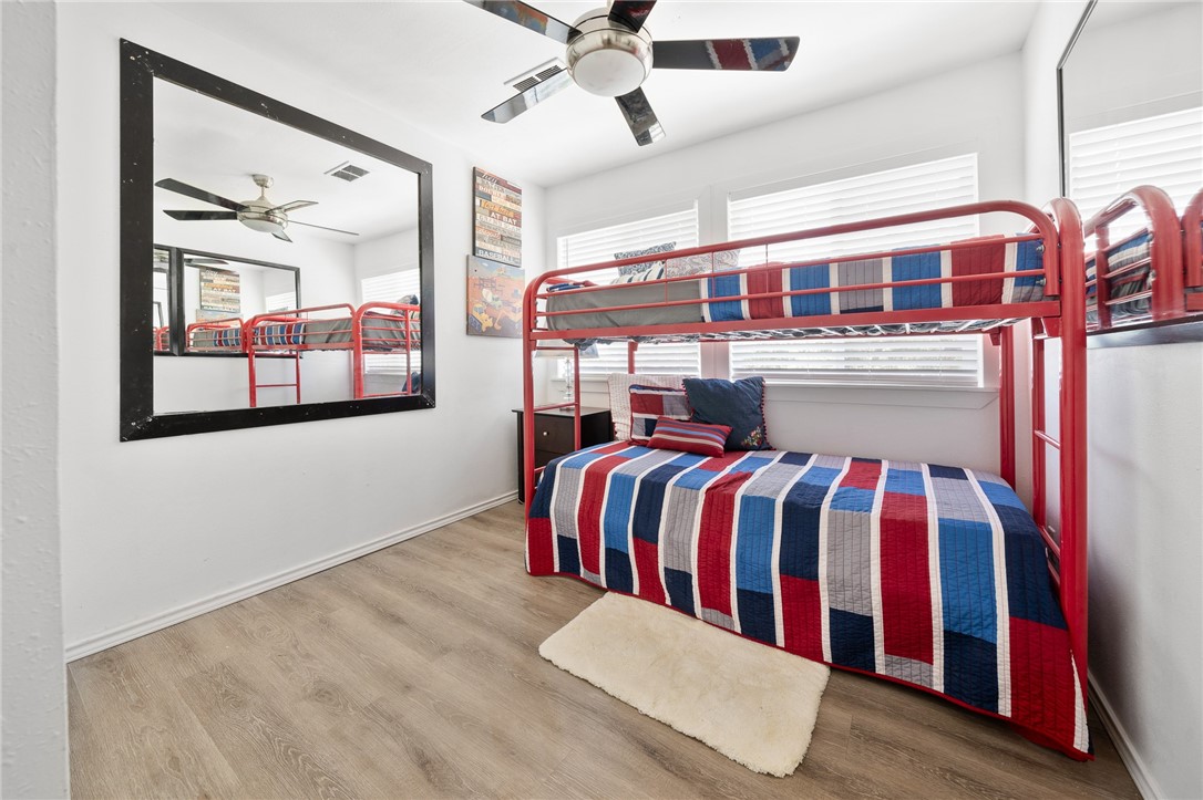 120 Retama Property Photo 27