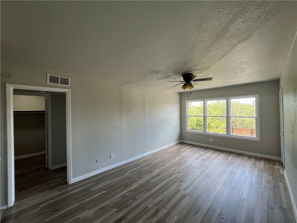 3120 Santa Fe St 24 Property Photo 4