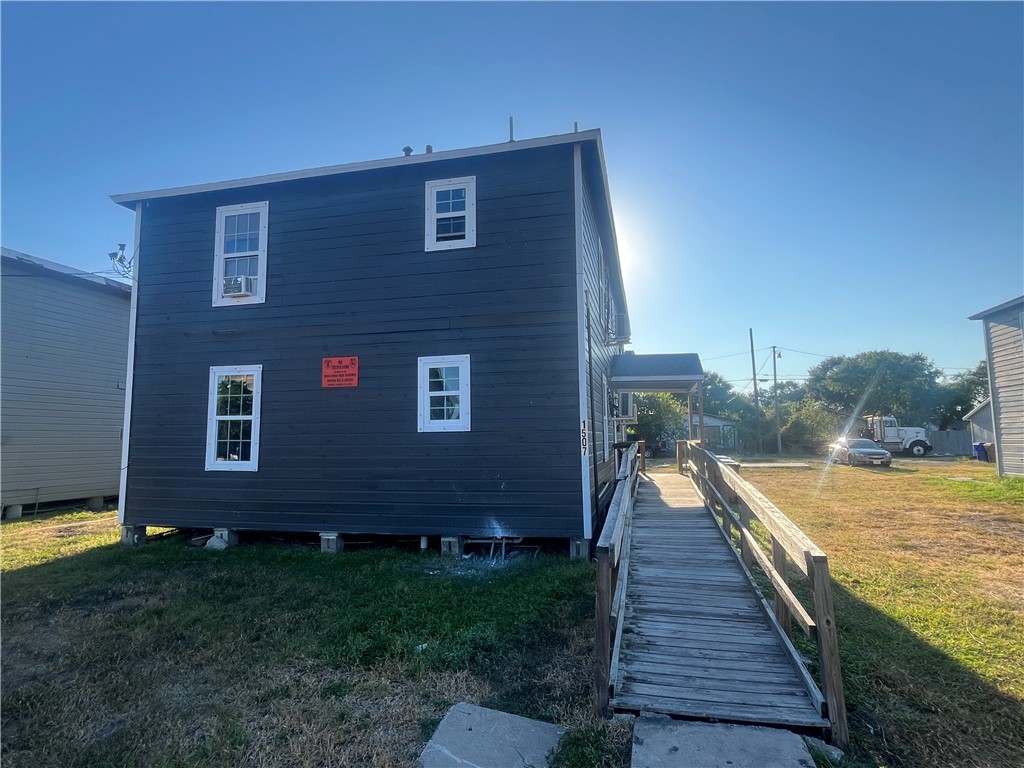 1507 10th St 1 Property Photo 1