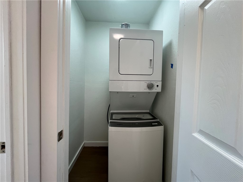 1507 10th St 1 Property Photo 10