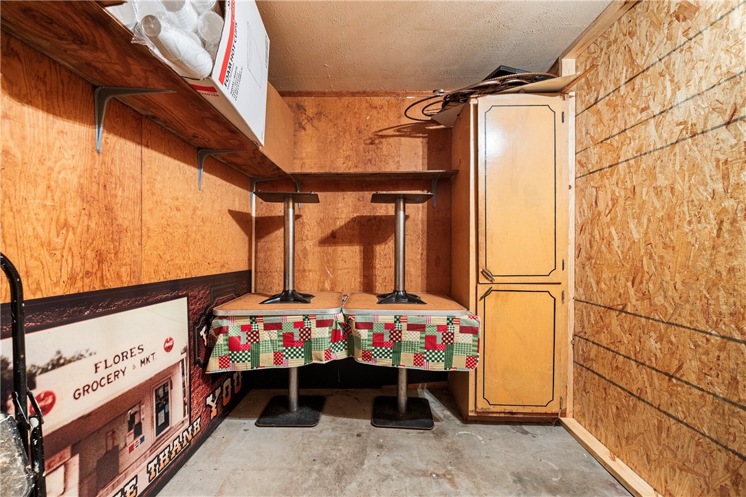 519 Avenue B Property Photo 15