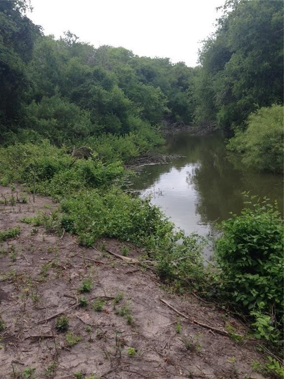 16.89 Acres N Hwy 281 Property Photo 4