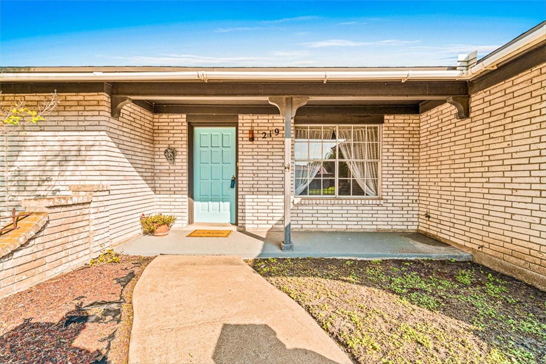 219 Terlingua Dr Property Photo 4