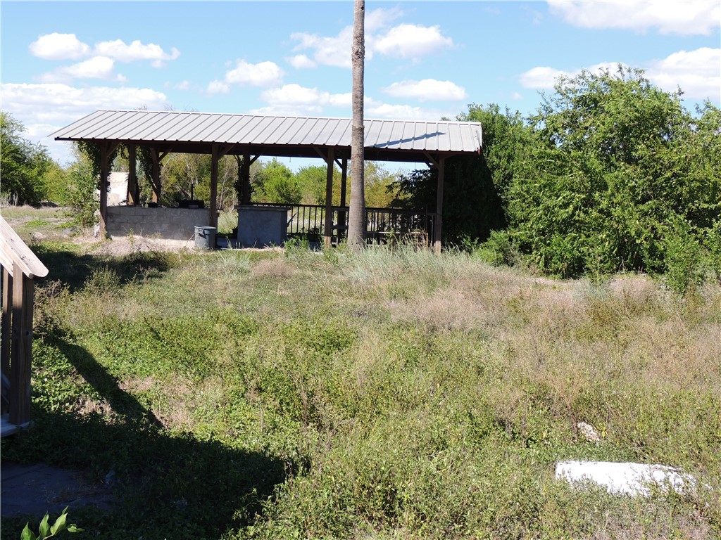 7742 Lang Property Photo 7