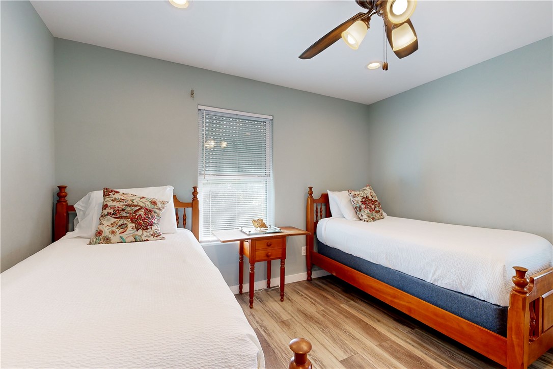 370, 374 Copano Ridge Road Property Photo 33