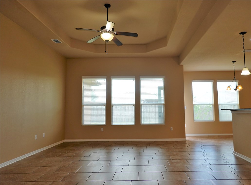 1006 Imperial St Property Photo 2