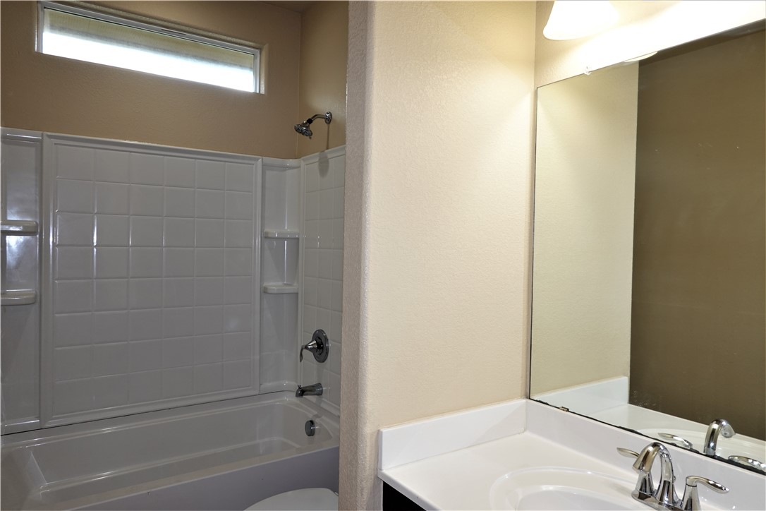 1006 Imperial St Property Photo 24