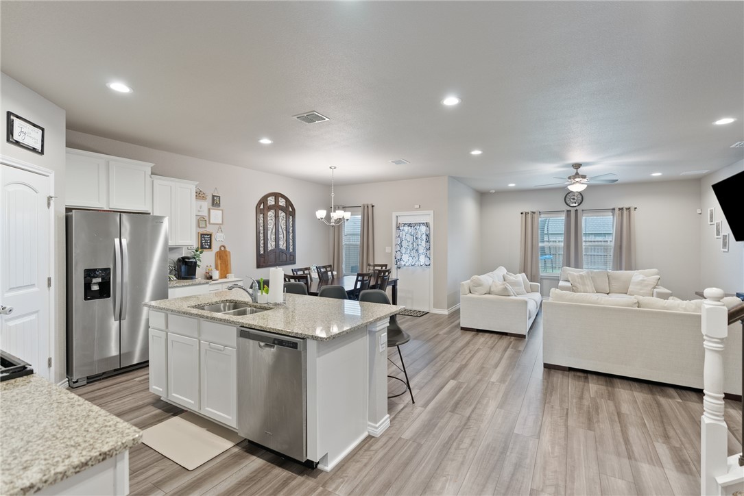 7221 Tristan Dr Property Photo 4