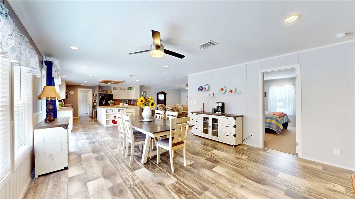 130 Hawkins Dr Property Photo 13