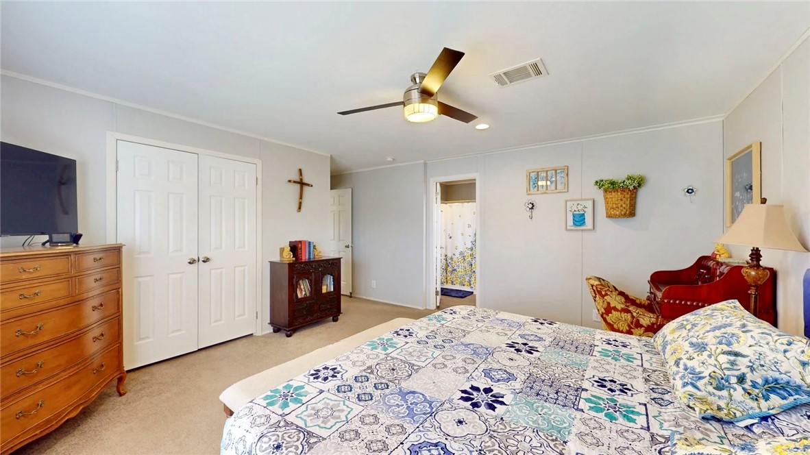 130 Hawkins Dr Property Photo 15