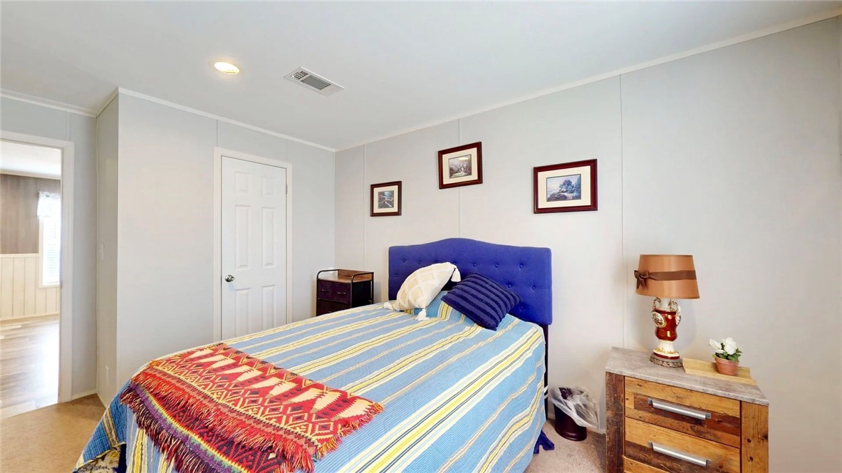 130 Hawkins Dr Property Photo 19