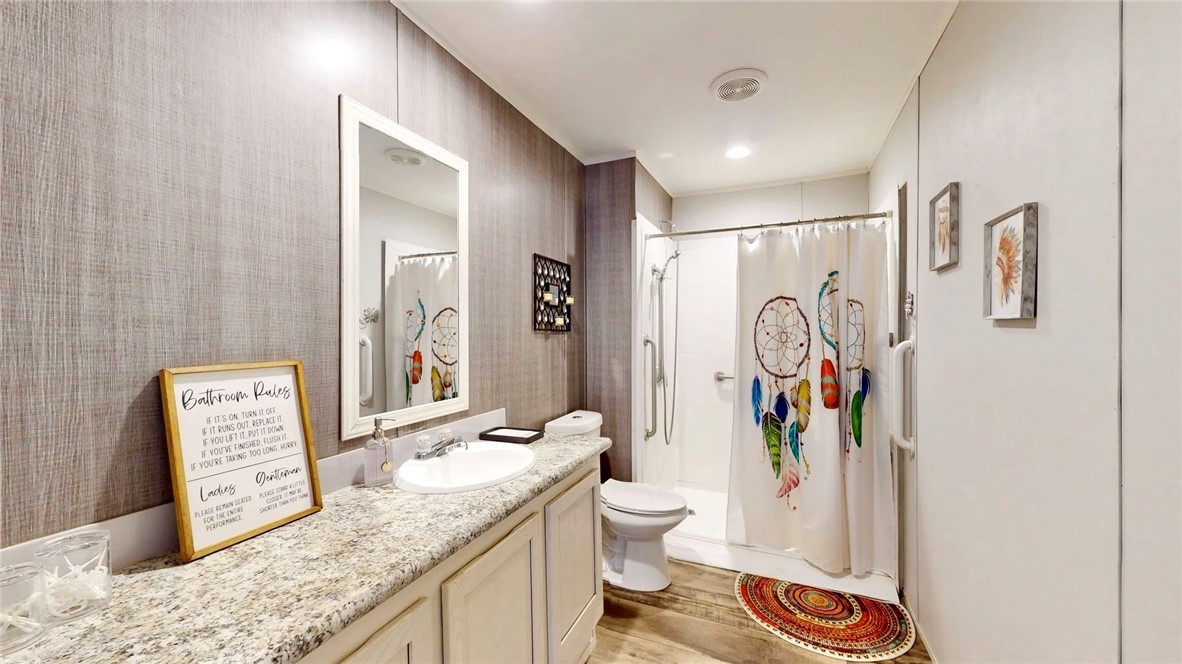 130 Hawkins Dr Property Photo 20