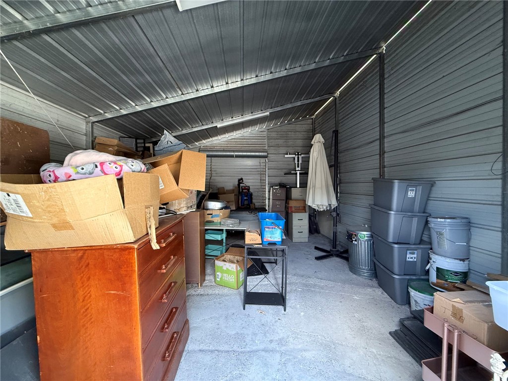 130 Hawkins Dr Property Photo 32