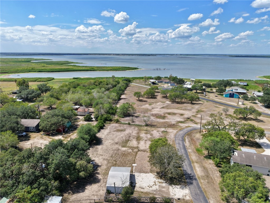 130 Hawkins Dr Property Photo 37