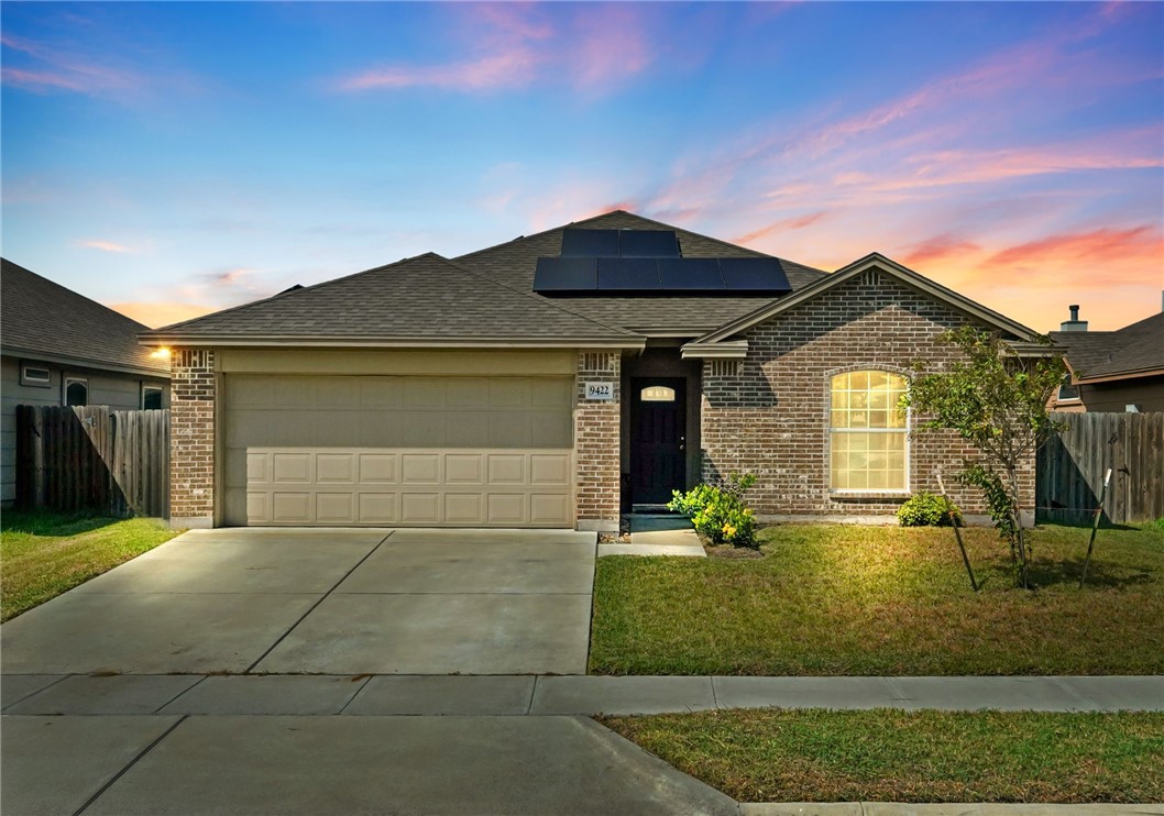 9422 English Oak Dr Property Photo 1