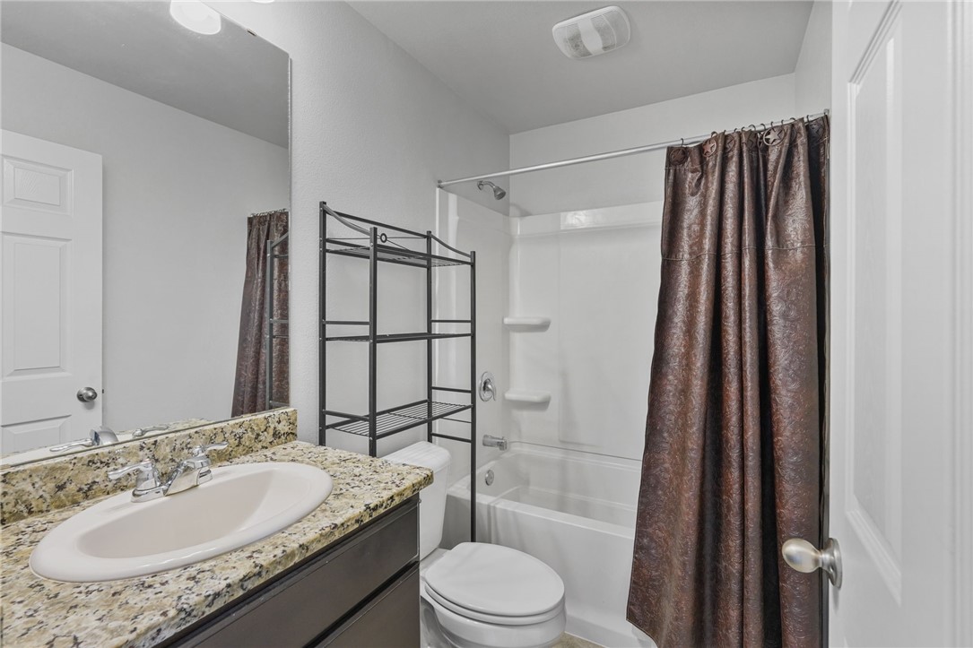 9422 English Oak Dr Property Photo 13