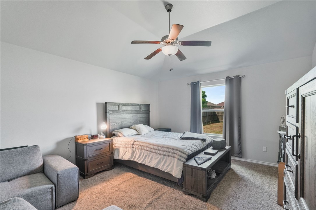 9422 English Oak Dr Property Photo 14