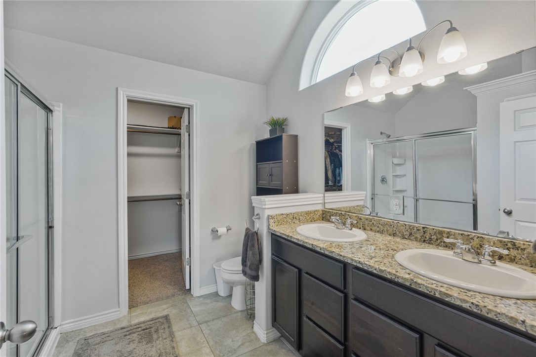 9422 English Oak Dr Property Photo 16