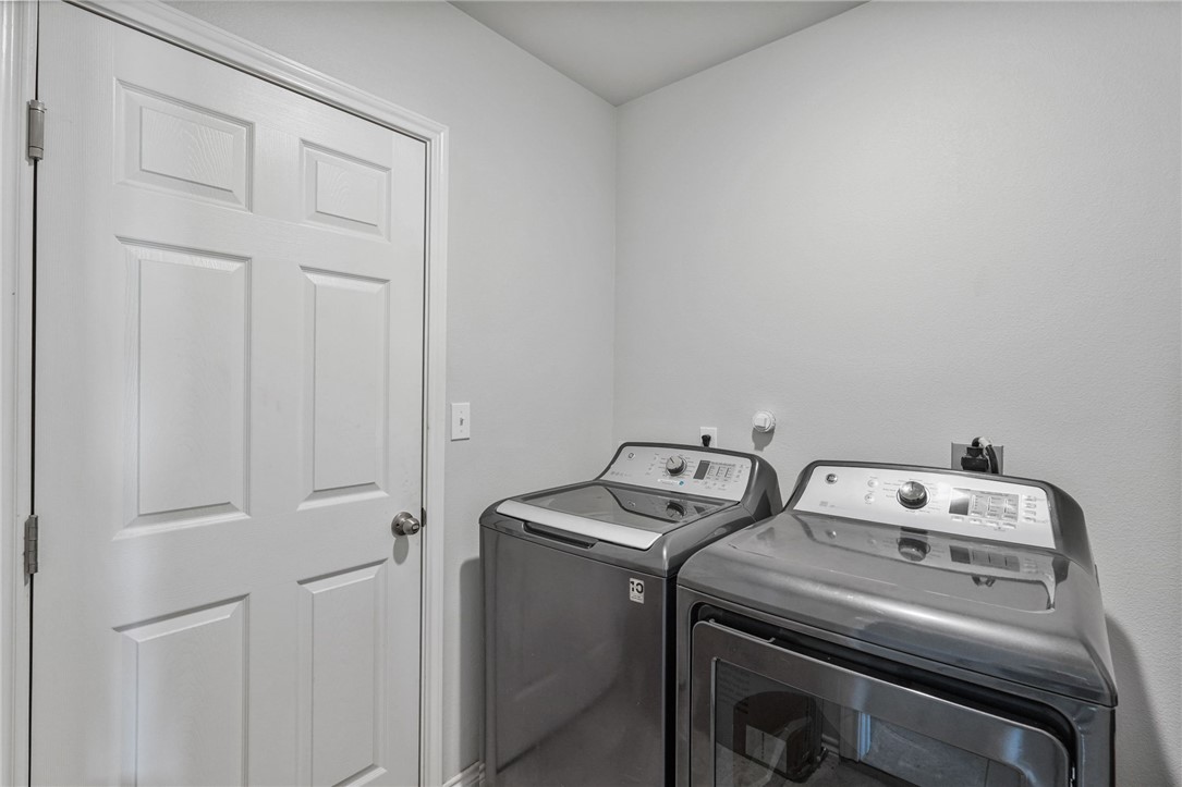 9422 English Oak Dr Property Photo 18