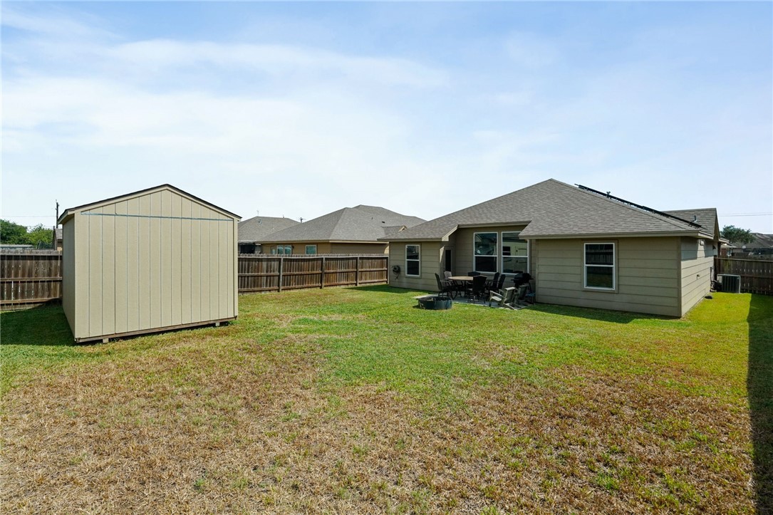 9422 English Oak Dr Property Photo 19