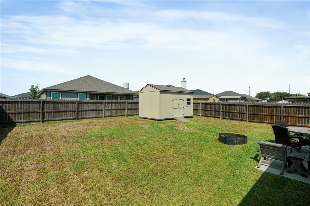 9422 English Oak Dr Property Photo 20