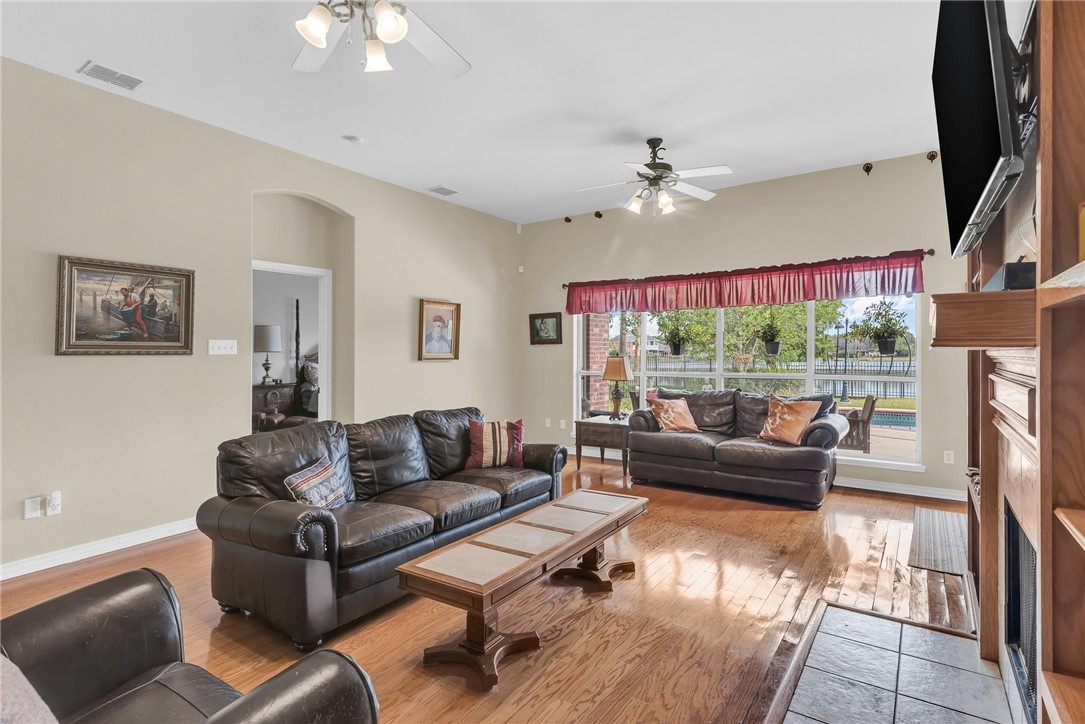 7706 Starnberg Lake Dr Property Photo 6