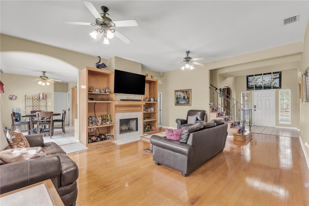 7706 Starnberg Lake Dr Property Photo 7