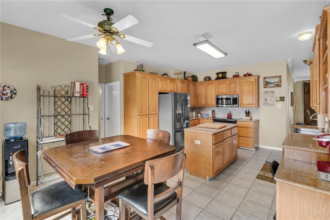 7706 Starnberg Lake Dr Property Photo 8