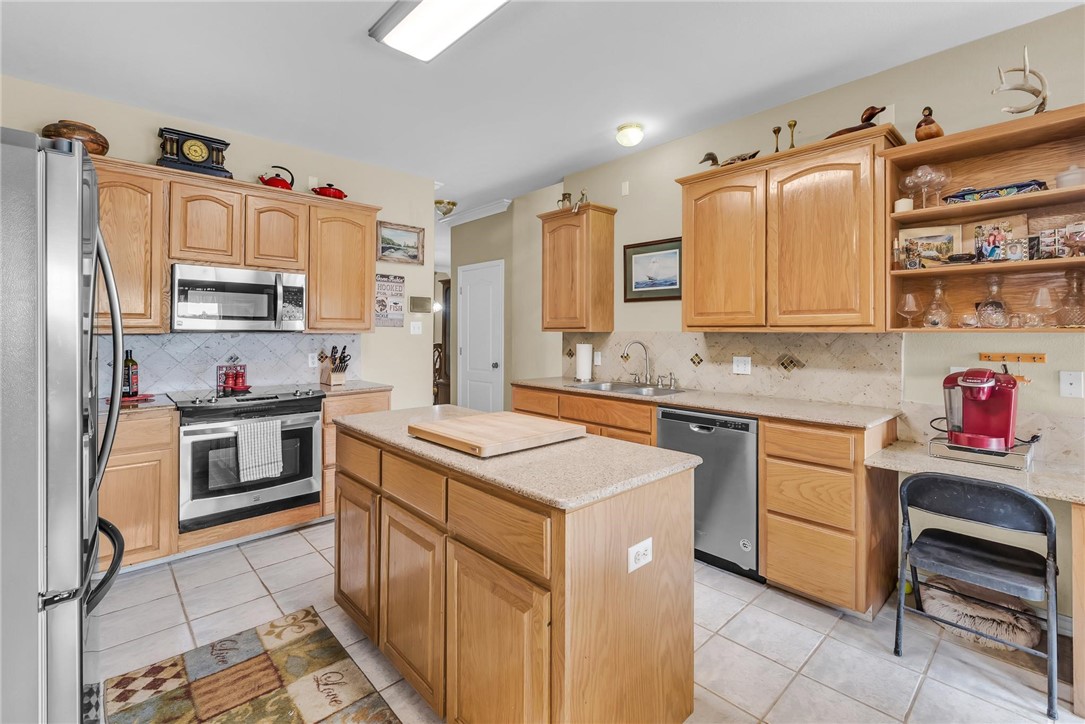 7706 Starnberg Lake Dr Property Photo 10