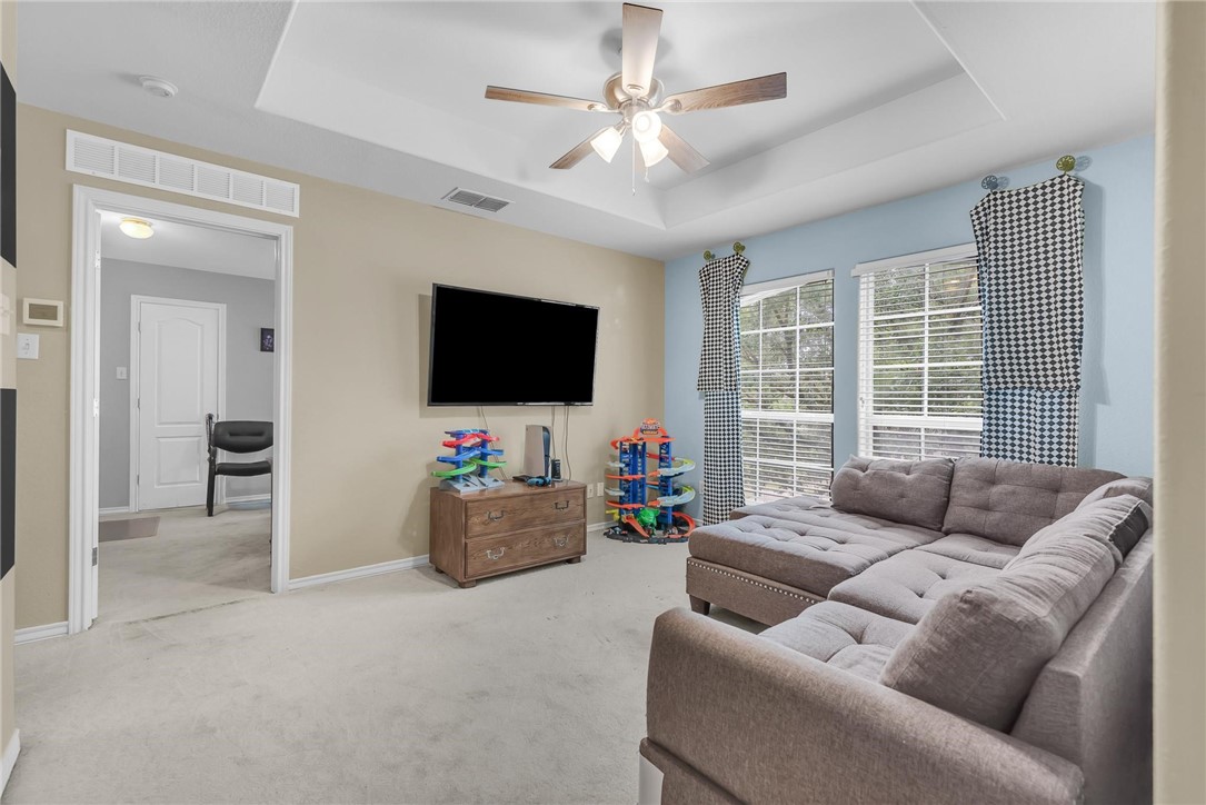 7706 Starnberg Lake Dr Property Photo 22