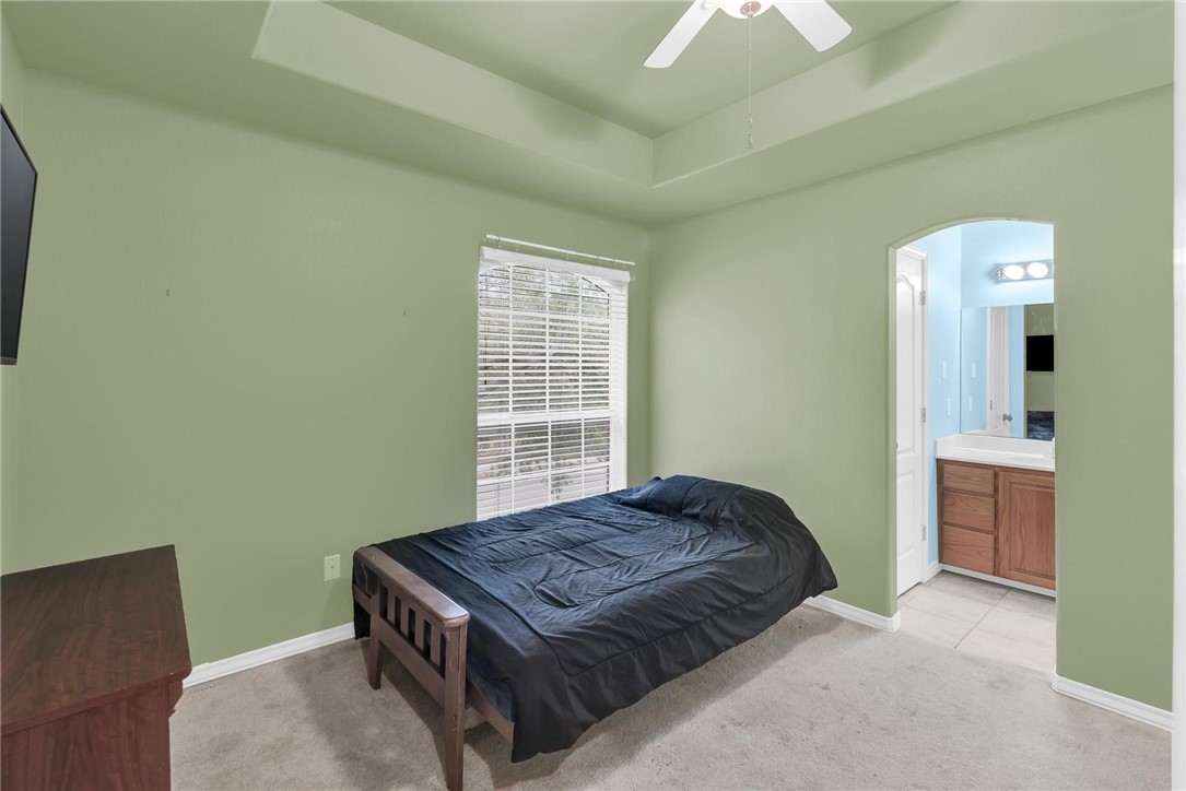 7706 Starnberg Lake Dr Property Photo 23