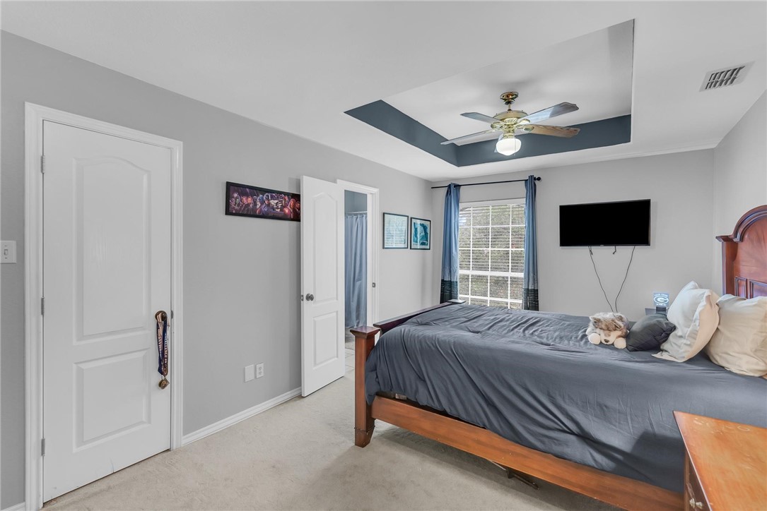 7706 Starnberg Lake Dr Property Photo 29