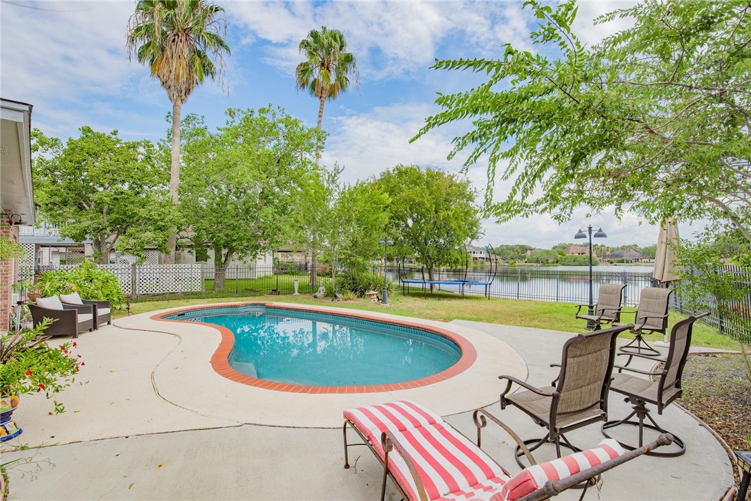 7706 Starnberg Lake Dr Property Photo 34