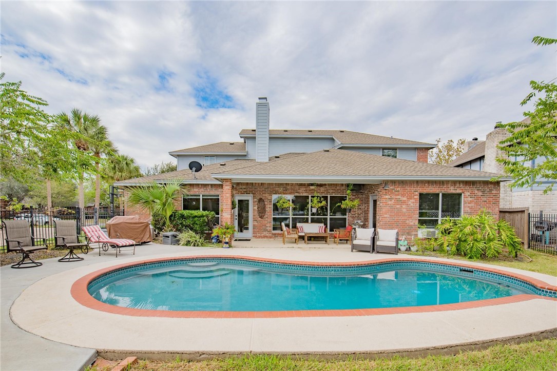 7706 Starnberg Lake Dr Property Photo 37