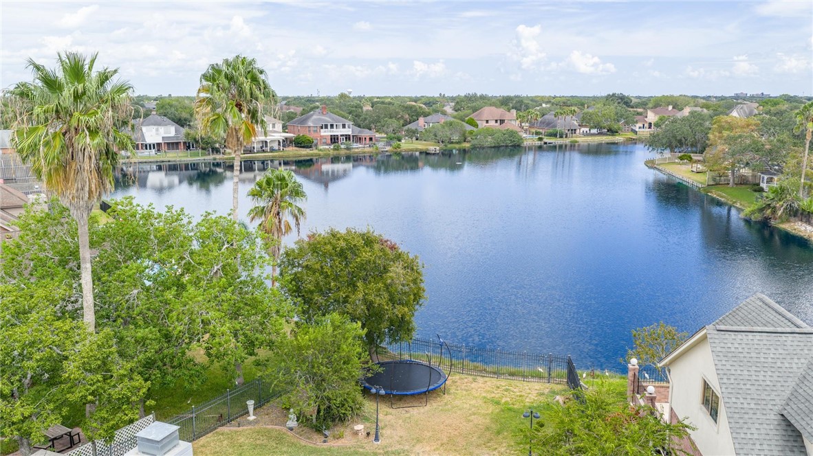 7706 Starnberg Lake Dr Property Photo 39