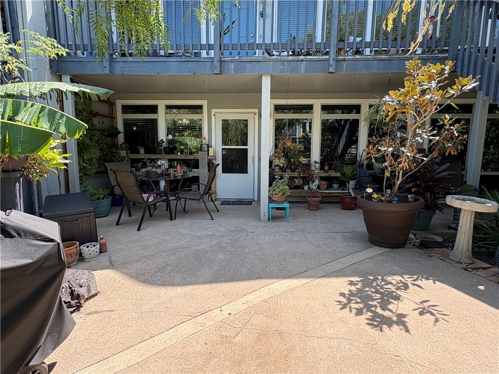 3402 Ocean Dr 18 Property Photo 2