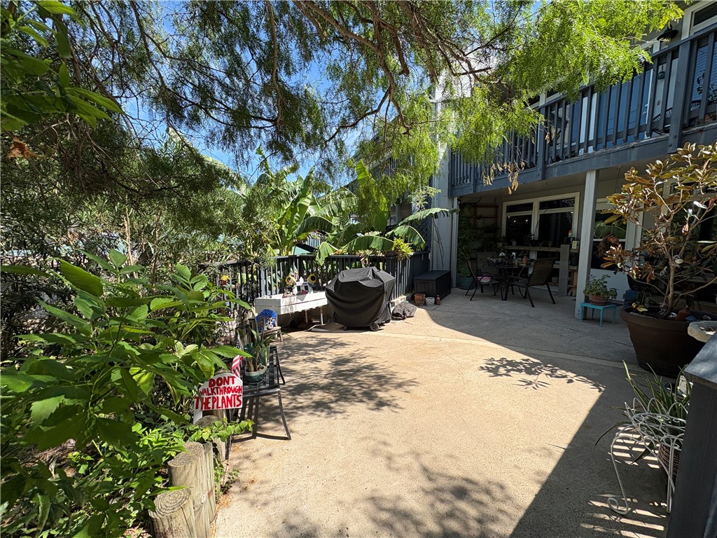 3402 Ocean Dr 18 Property Photo 4