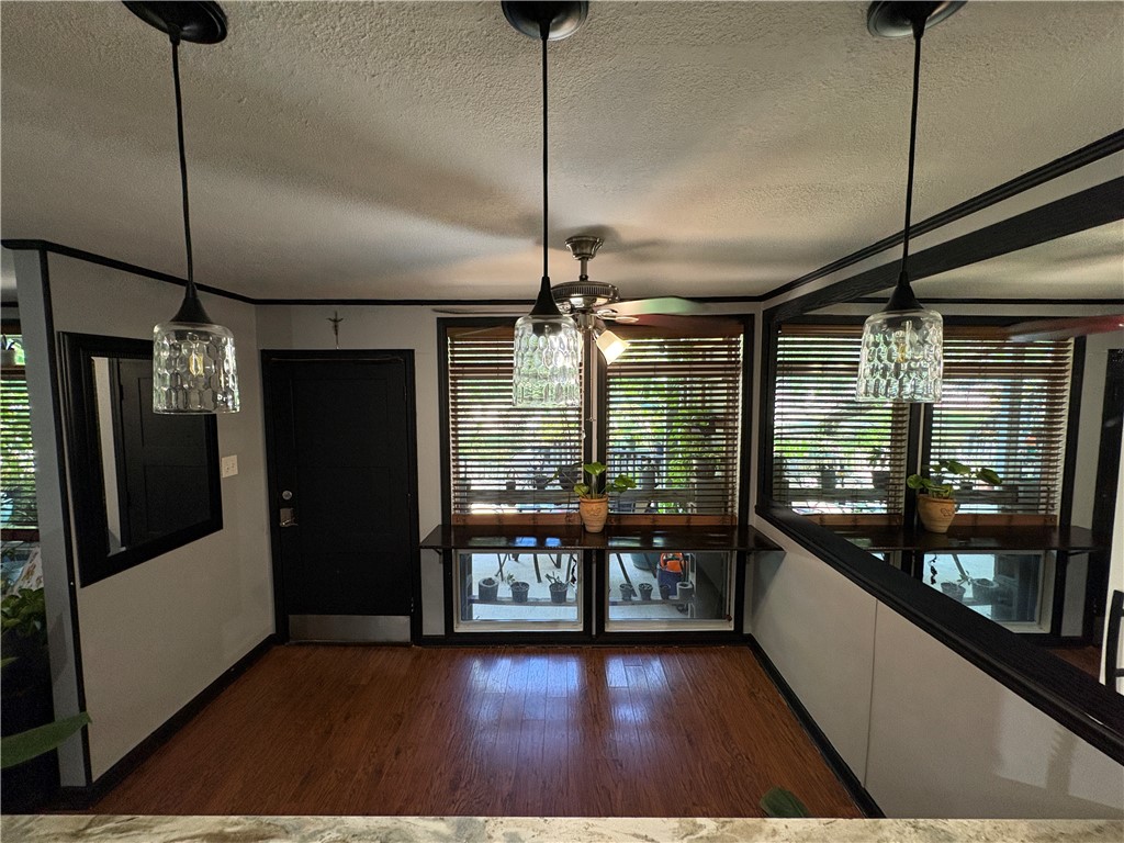 3402 Ocean Dr 18 Property Photo 9