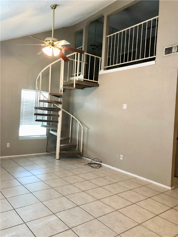 7252 The Mansions Dr L4 Property Photo 3