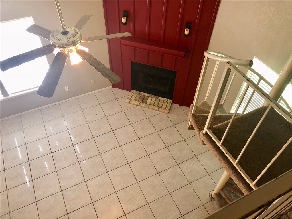 7252 The Mansions Dr L4 Property Photo 4