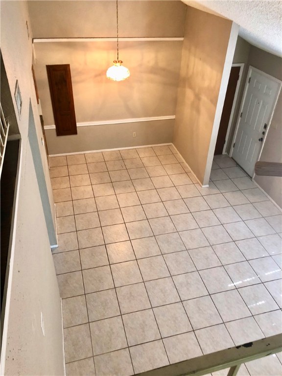 7252 The Mansions Dr L4 Property Photo 5