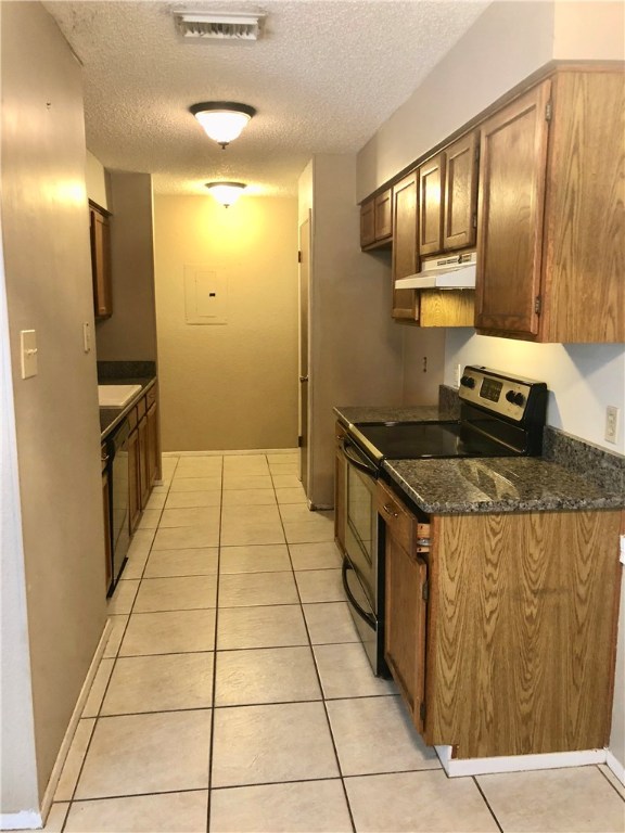 7252 The Mansions Dr L4 Property Photo 7