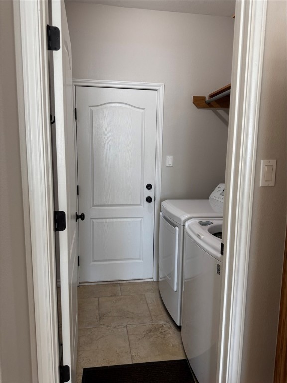 16113 Broomsedge St Property Photo 10