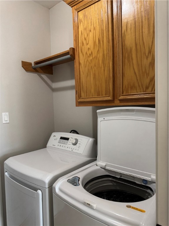 16113 Broomsedge St Property Photo 11