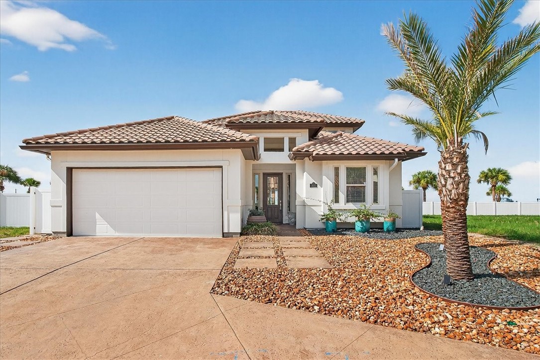 248 La Joya Property Photo 1