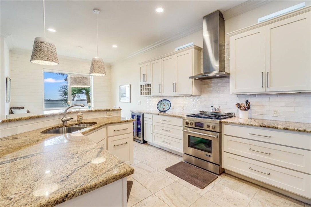 248 La Joya Property Photo 9