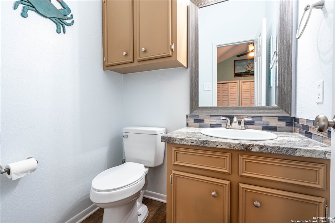 15217 Leeward Dr 1-b Property Photo 5