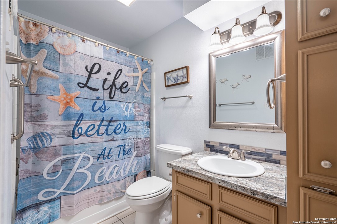 15217 Leeward Dr 1-b Property Photo 8