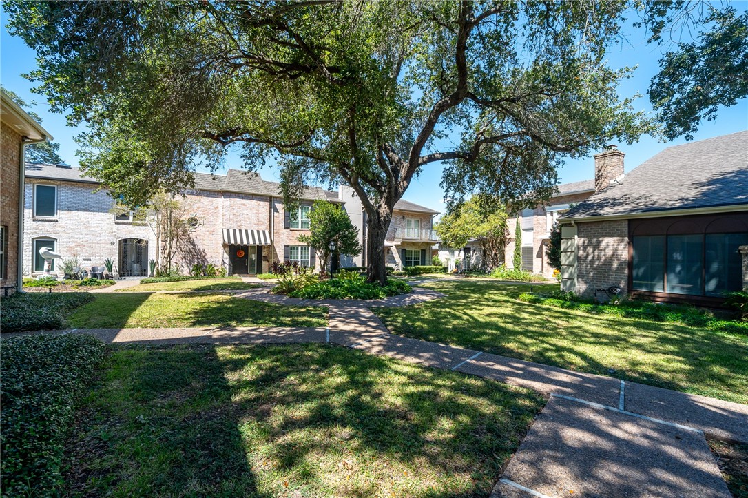 3535 Santa Fe St 23 Property Photo 3