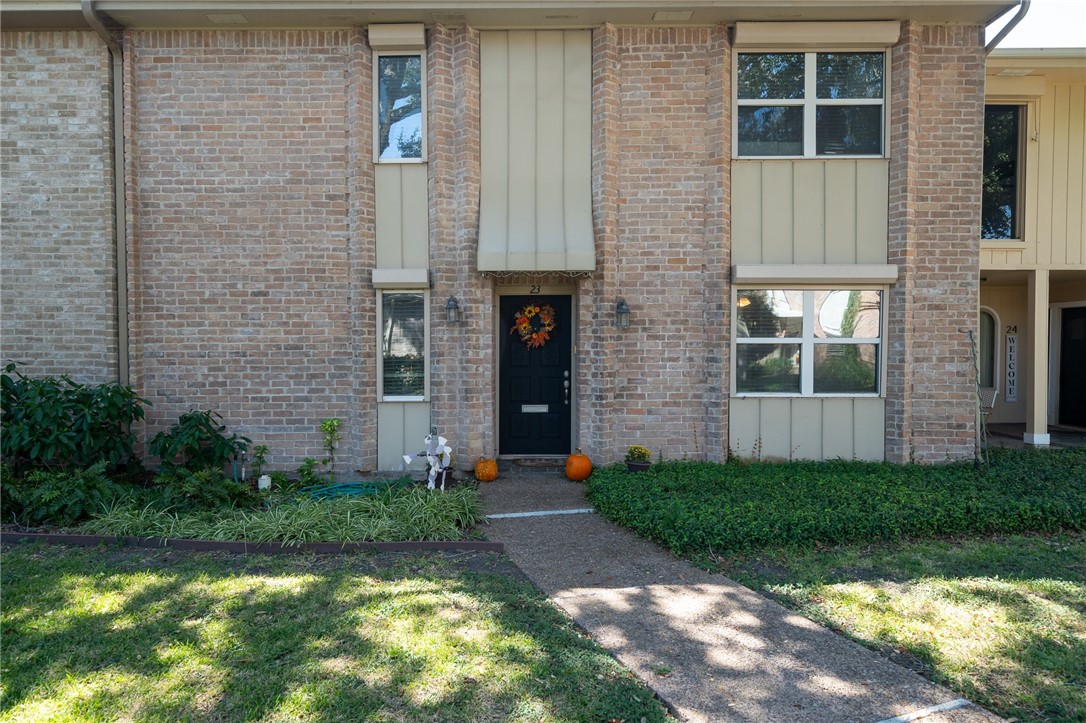 3535 Santa Fe St 23 Property Photo 6